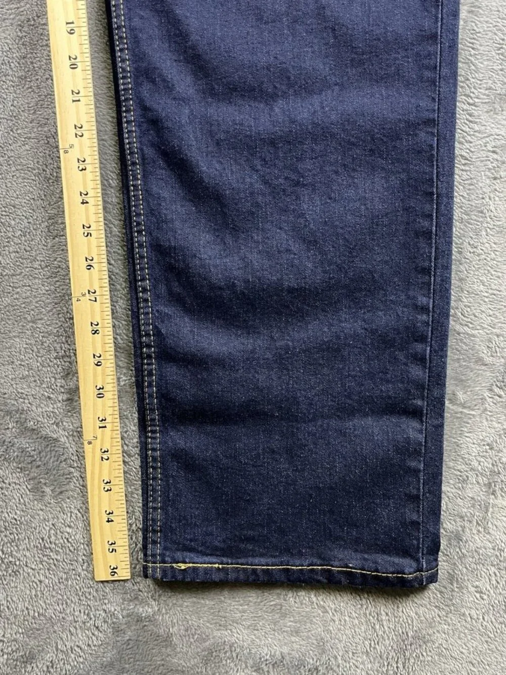 Levi's Men's 550 Relaxed Fit Jean Stretch Dark Blue Denim 42W x 36L
